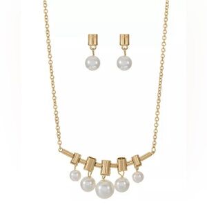 Alfani
Gold-Tone Tube & Imitation Pearl Statement Necklace & Drop Earrings Set